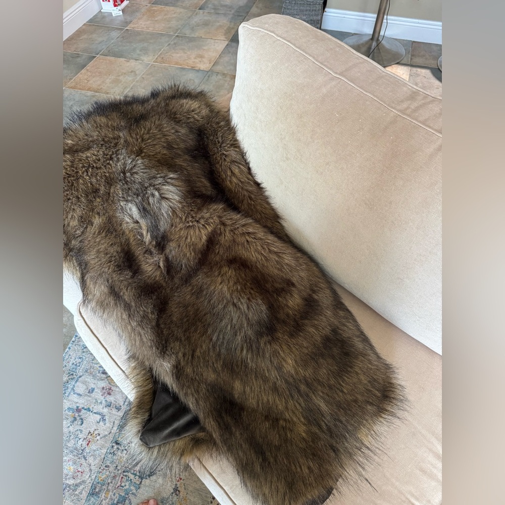 Restoration Hardware Luxurious Faux Fur Throw Blanket 50”x60”